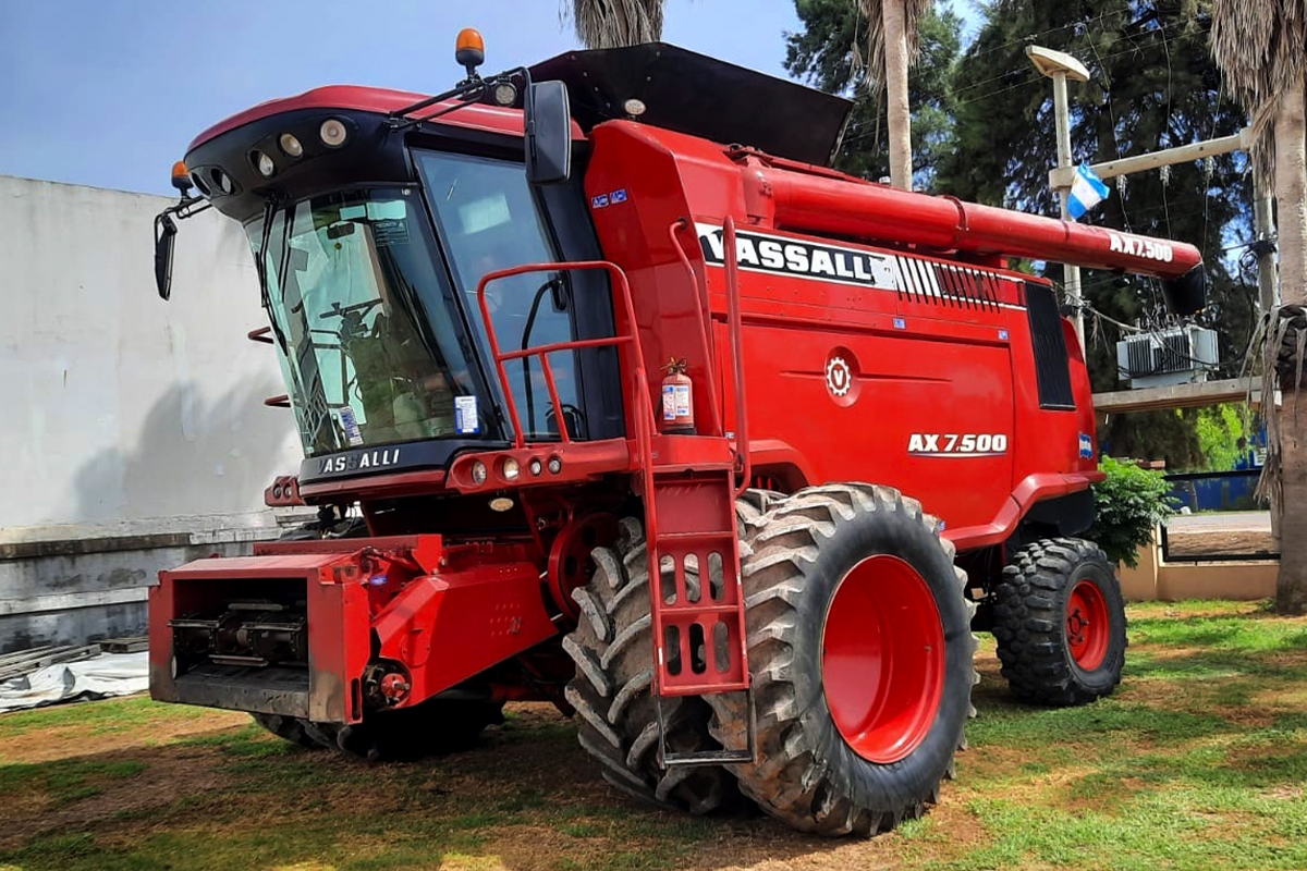 Vassalli AX 7500