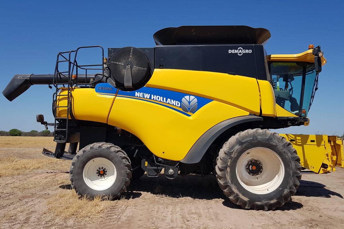 New Holland CR 9060