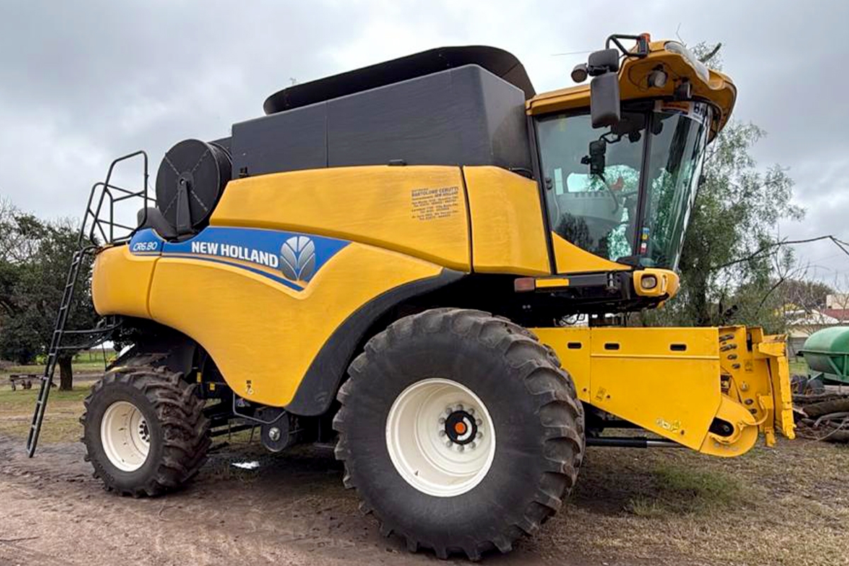 New Holland CR 6.80